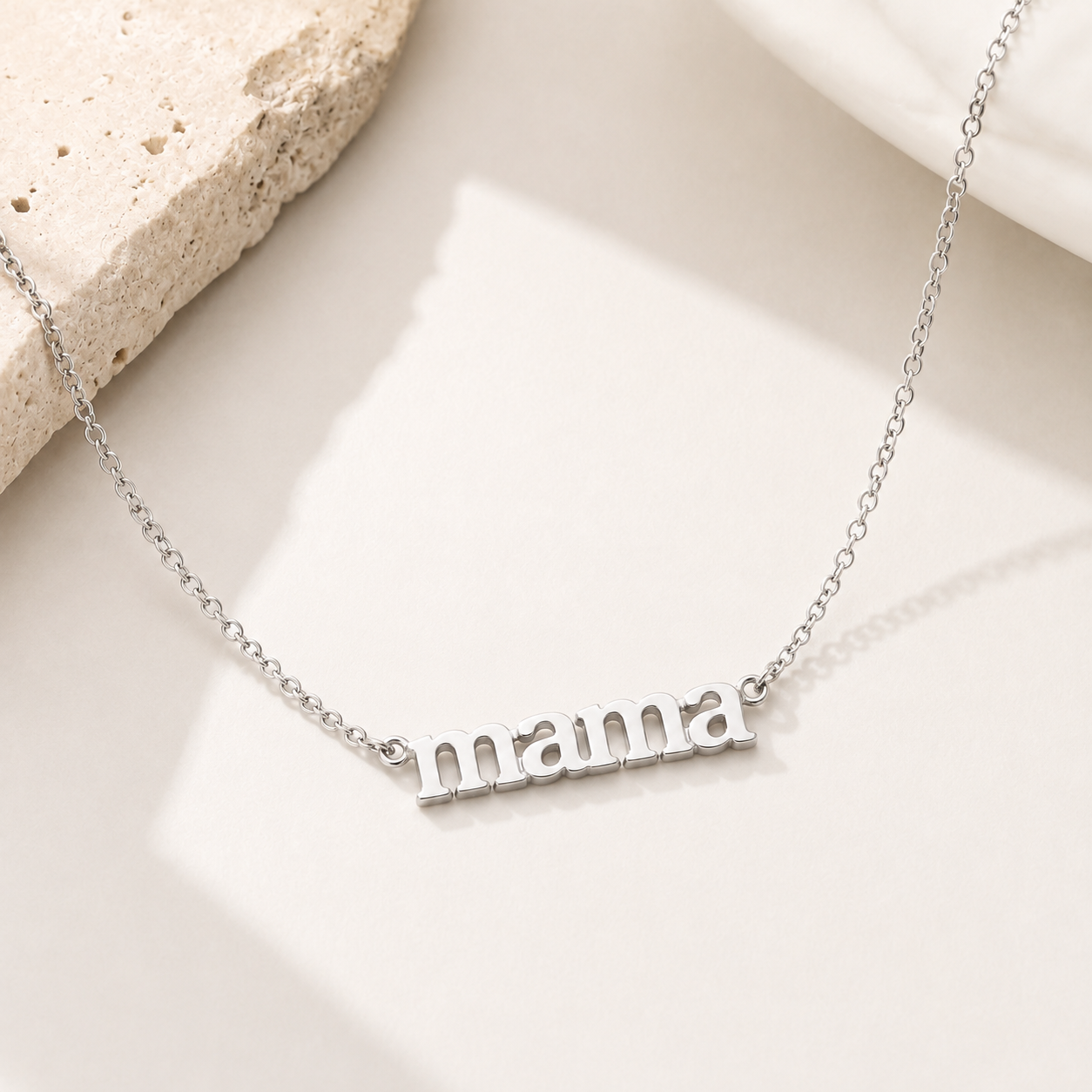 Mama Necklace