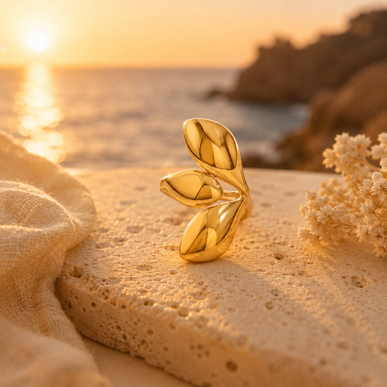 Vela Sculpt Ring