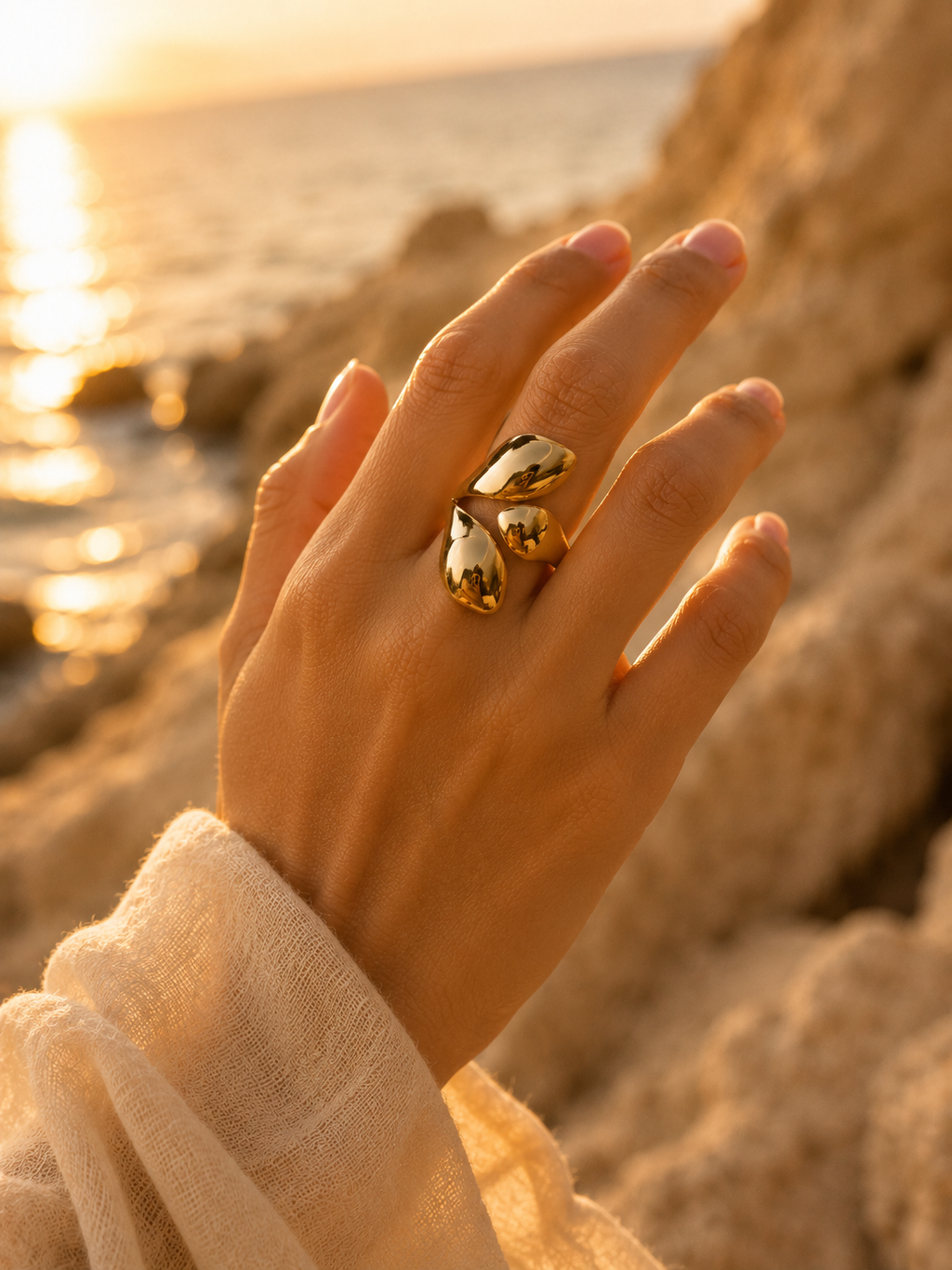 Vela Sculpt Ring