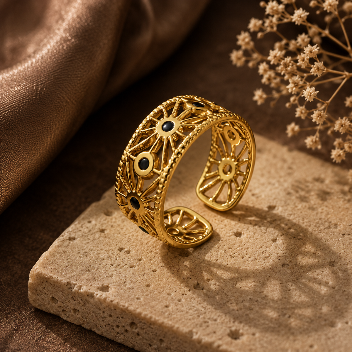 Elara Gold Ring – Adaptive