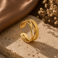 Célisse Engraved Roman Band – Classic Fit