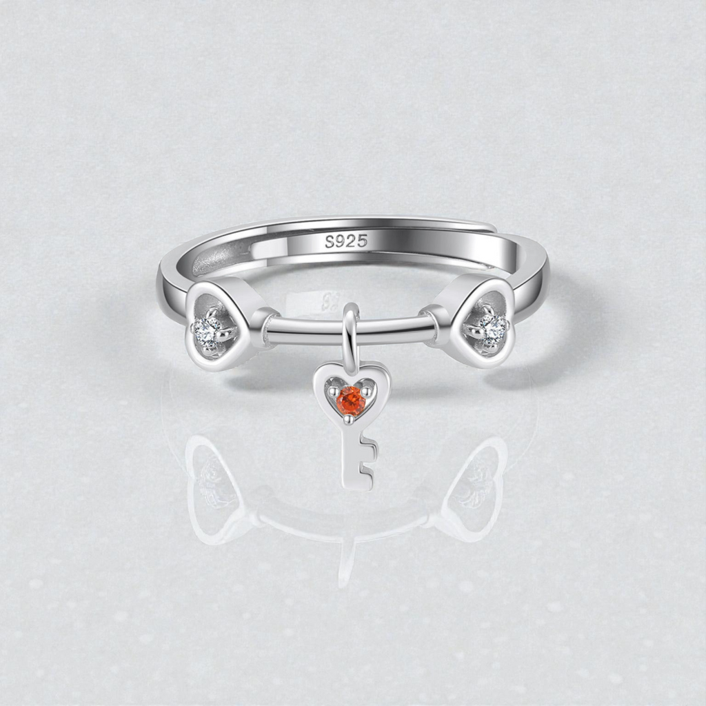 Cléa Heart Key Ring – Sterling Silver