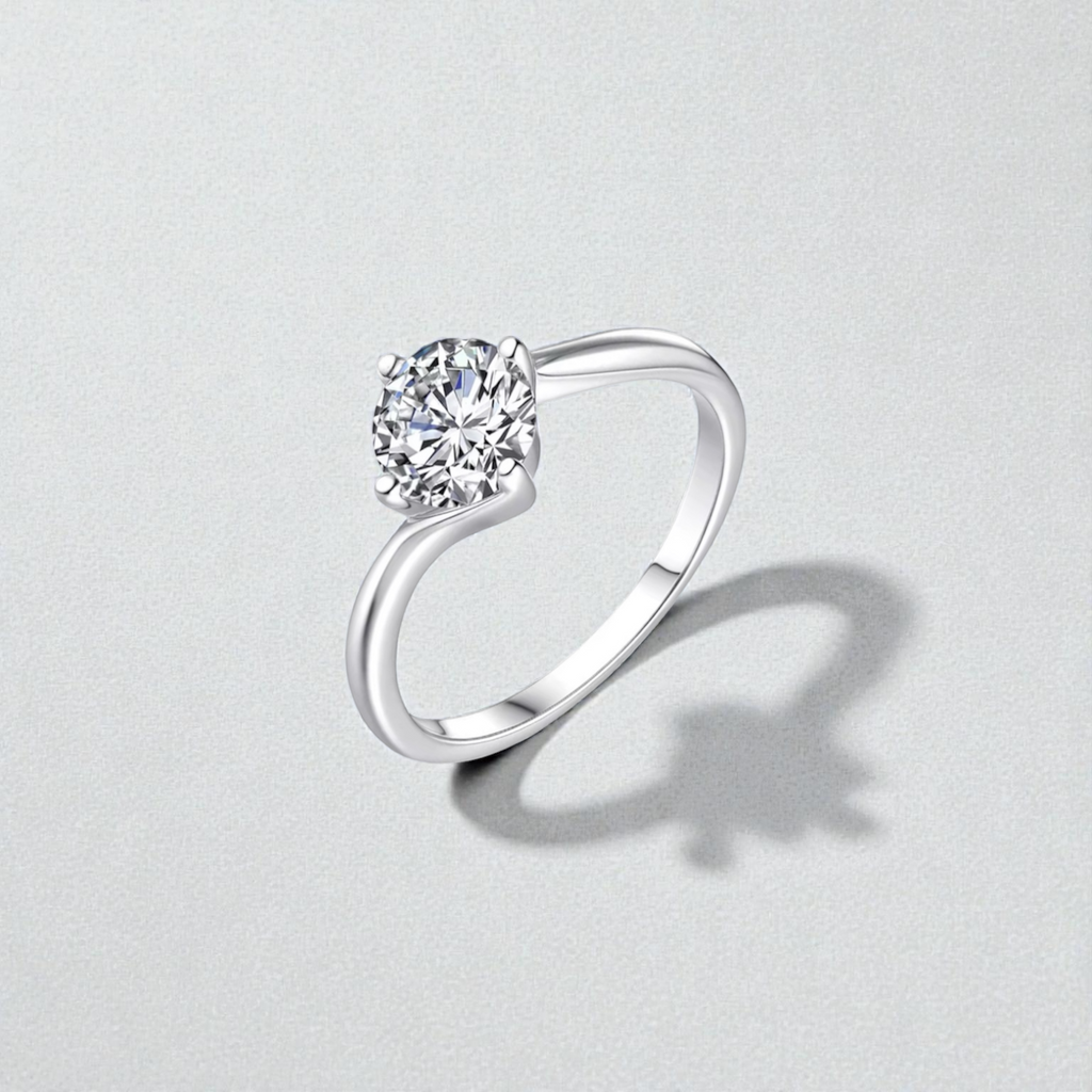 Aurelia 1ct Moissanite Ring – Sterling Silver