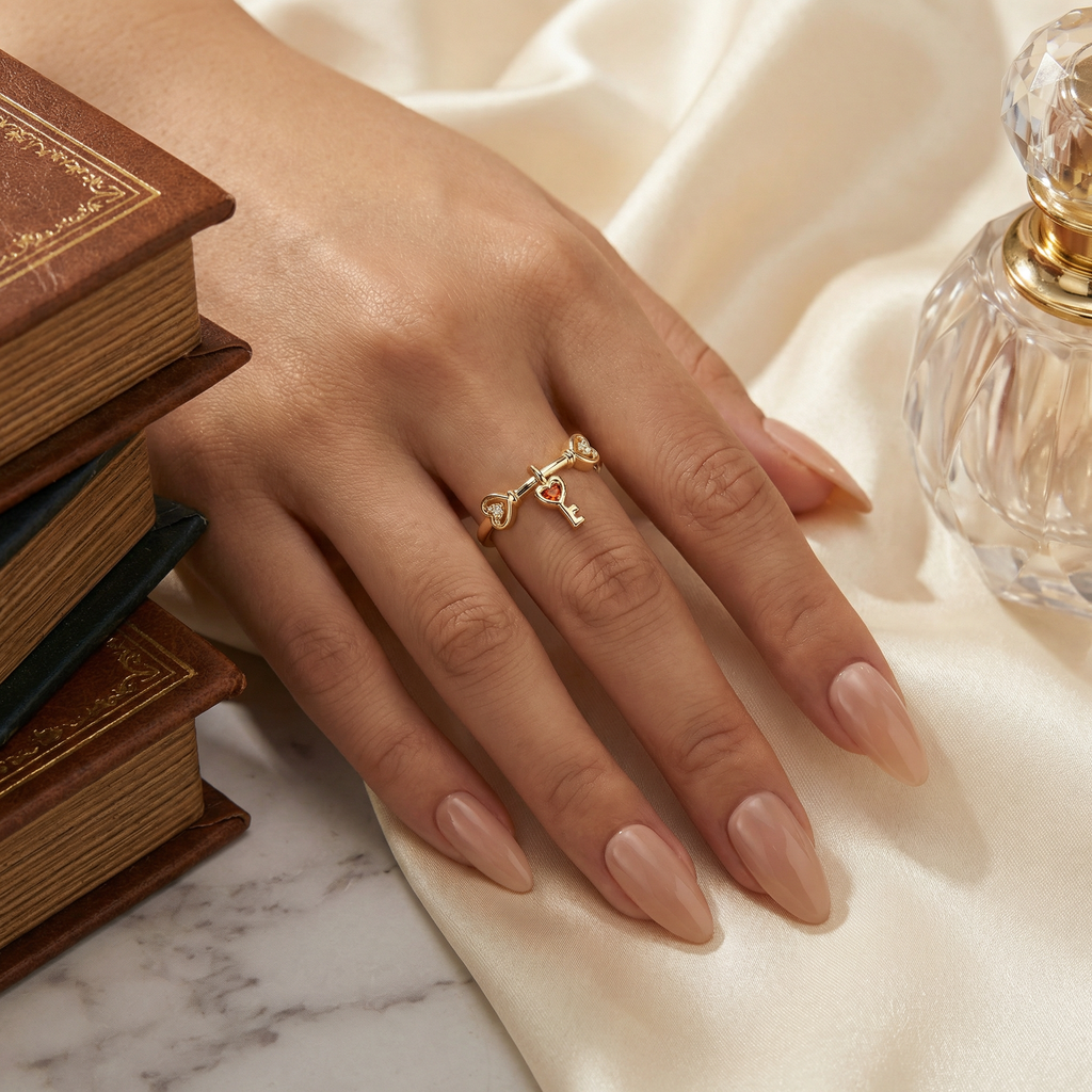 Cléa Heart Key Ring – Gold PVD