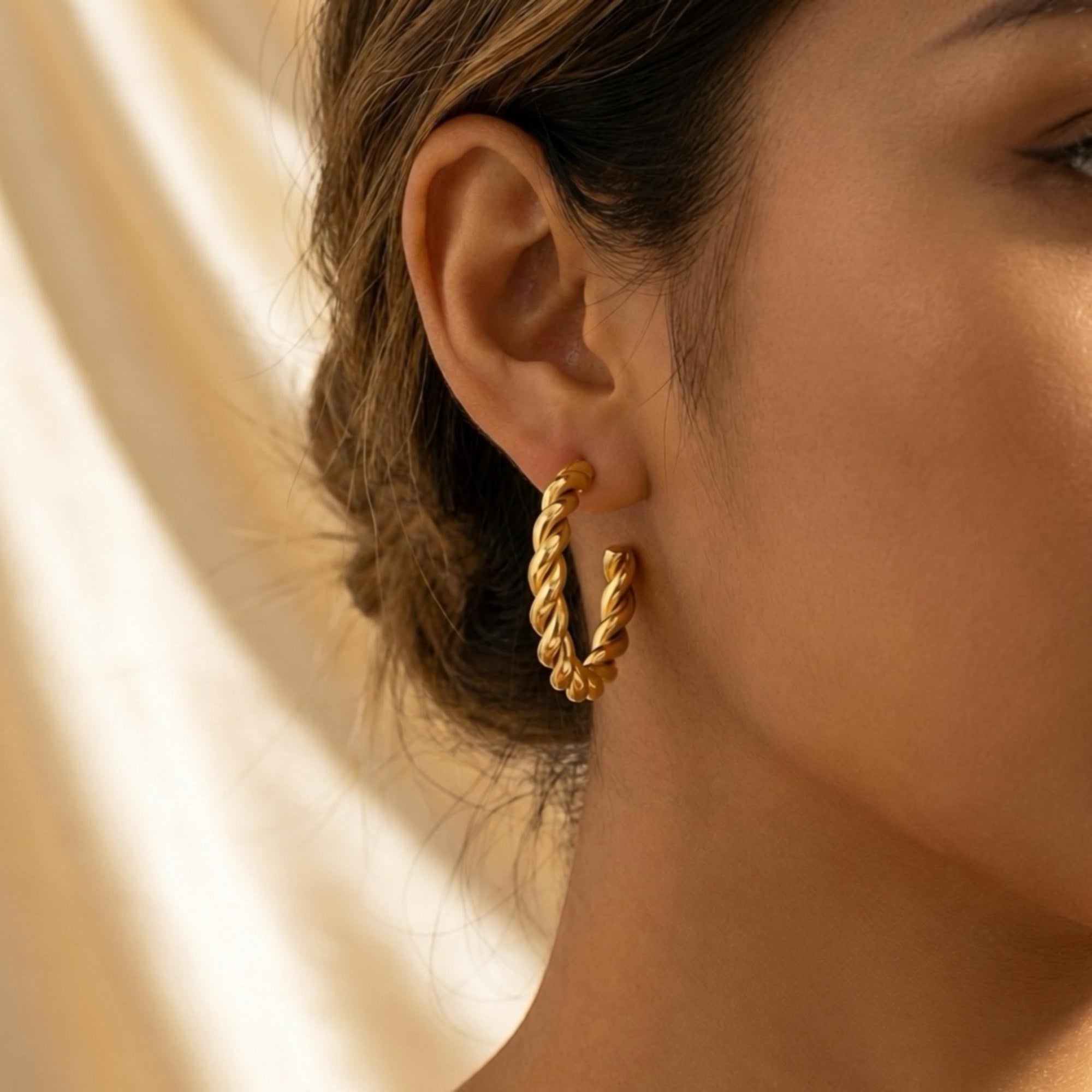 Chic Rope Twisting Hoop Earrings