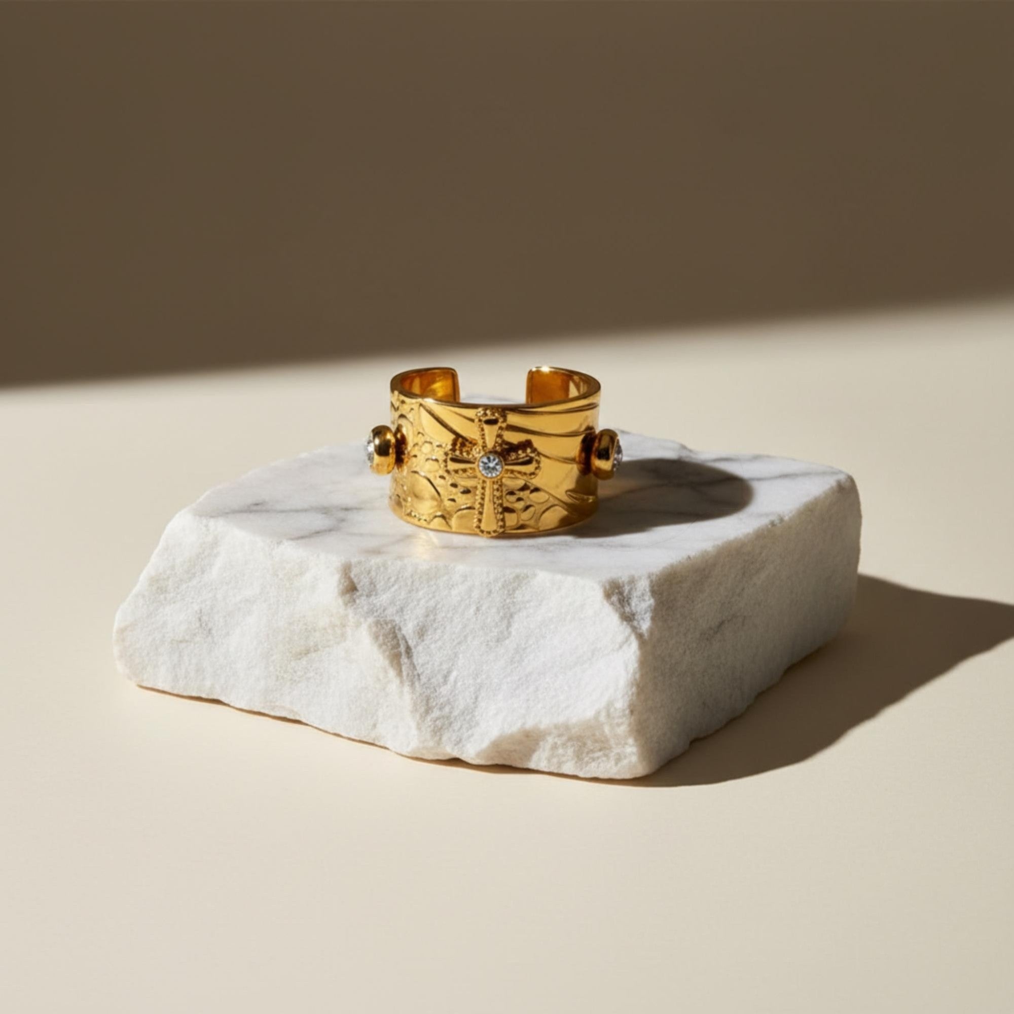 Aurelia Dome Ring – Adaptive Fit